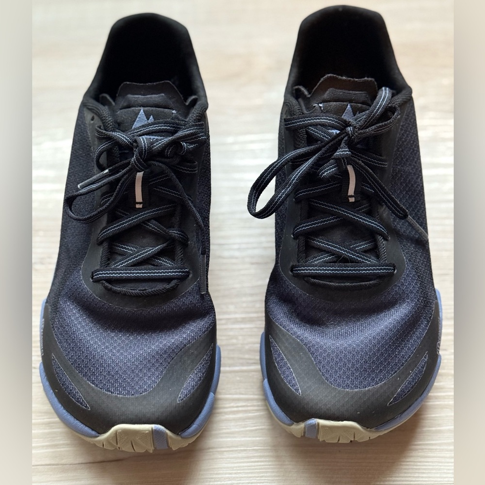 Women’s Merrells size 6.5 new